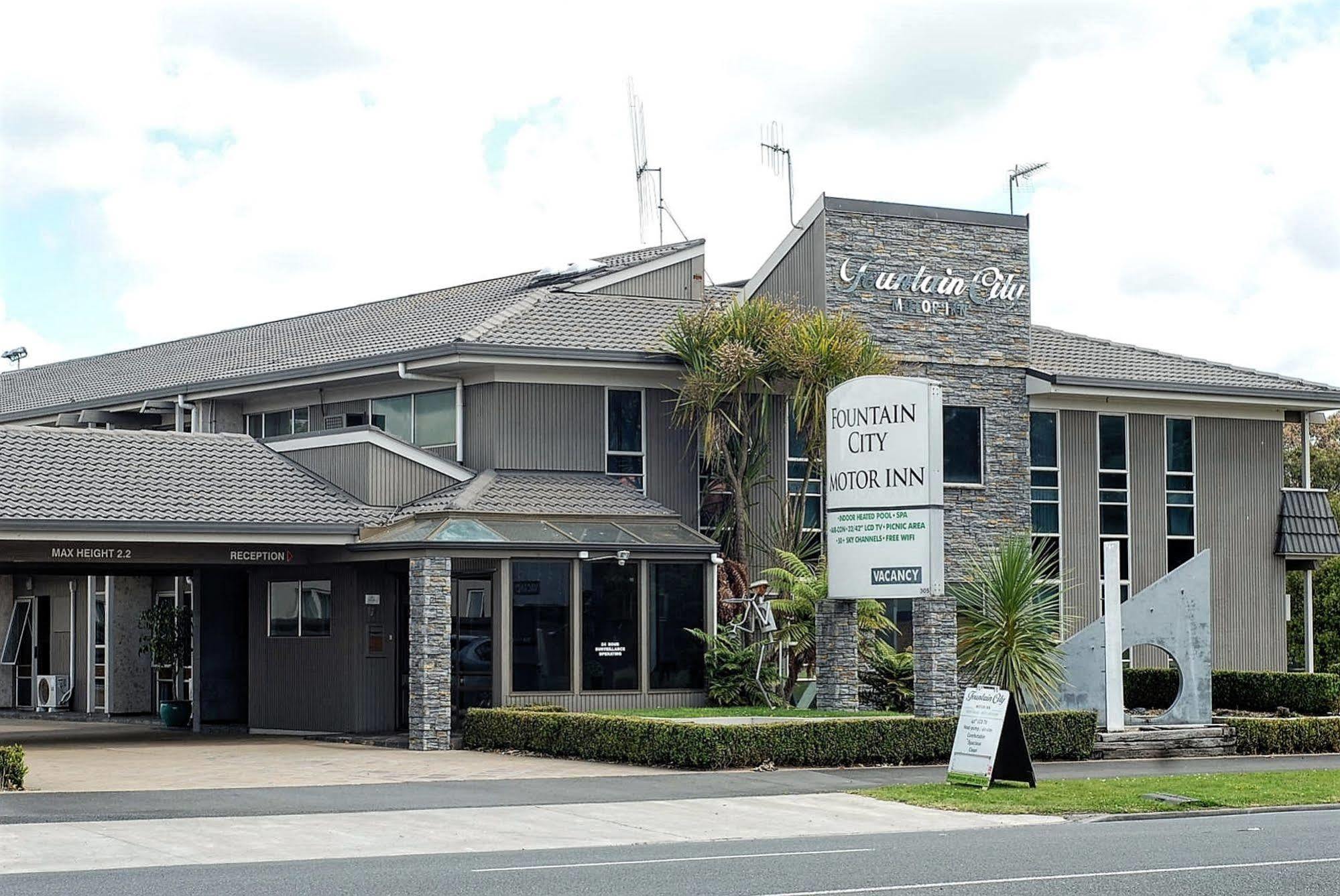 Fountain City Motor Inn Hamilton Exteriör bild
